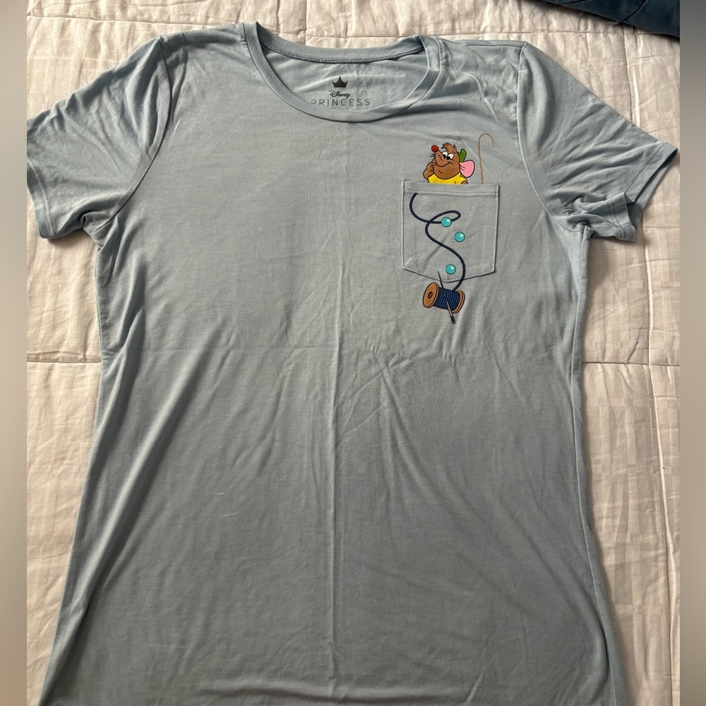 Cinderella Gus-Gus t-shirt - NWOT